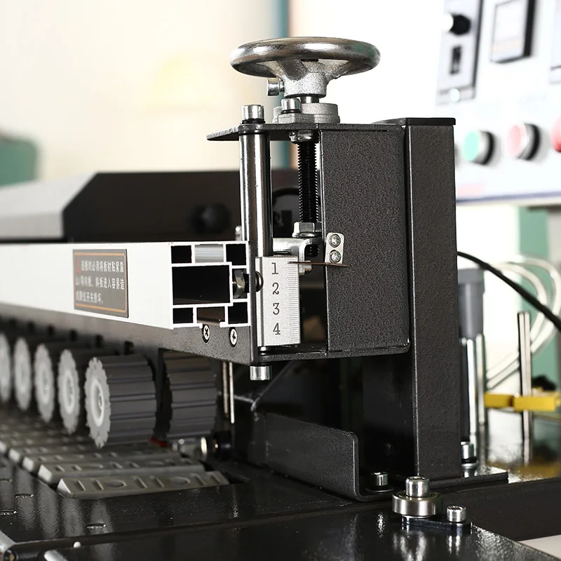 910H Multi-Functional Furniture Fully Automatic Edge Bander Auto Woodworking Machinery PVC Edge Banding Machine