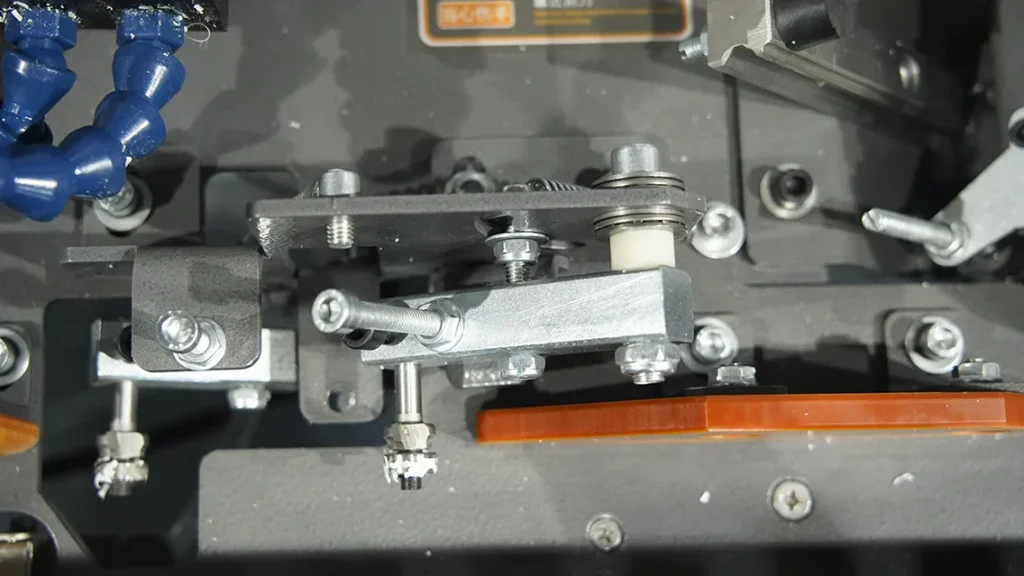 Auto Small Edge Banding Machine  Edge Bander Machine Pvc Corner Gluing Machine for Wood and Aluminum