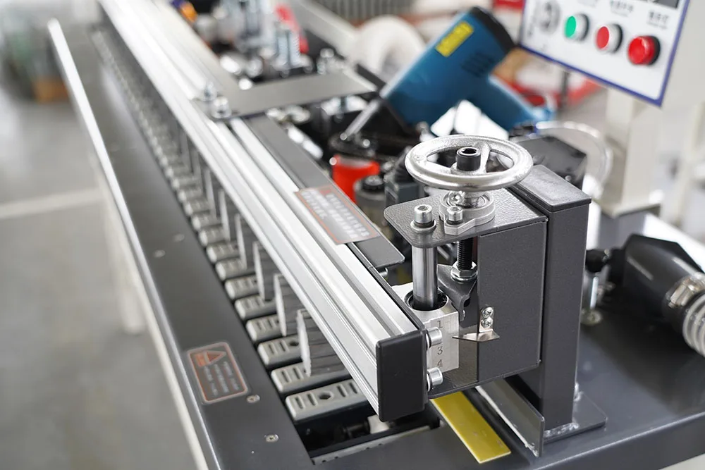 Oblique Straight Shape Automatic Edge Banding Machine Bevel Edge Bander