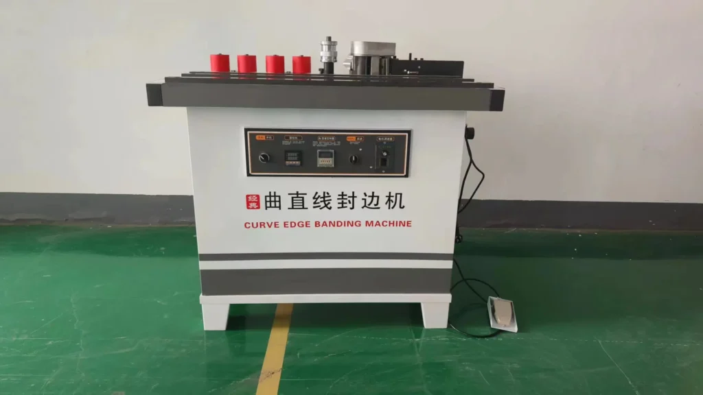 Double-Sided Glue Edge Banding Machine Is Used for Furniture Panels and Wooden Doors of Cabinets