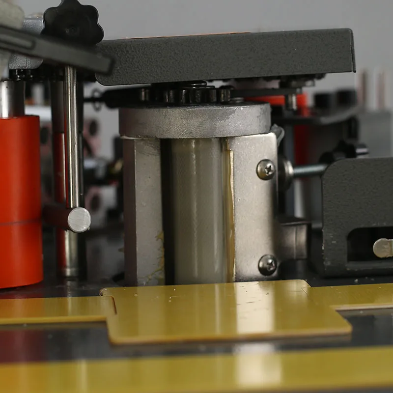 High Speed Automatic Edge Banding Machine With Edge Banding Trimming Buffing and End Cutting Edge Bander